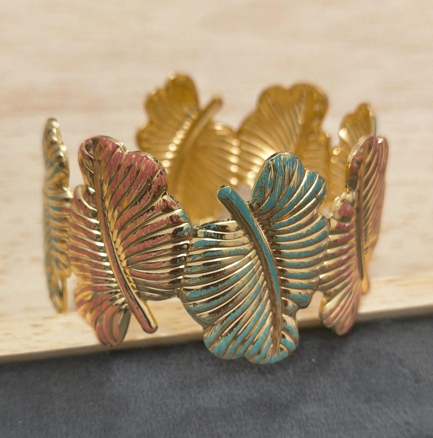 Anti Tarnish Cuff Bracelet Enamel Leaf Shape 18K Gold Plated