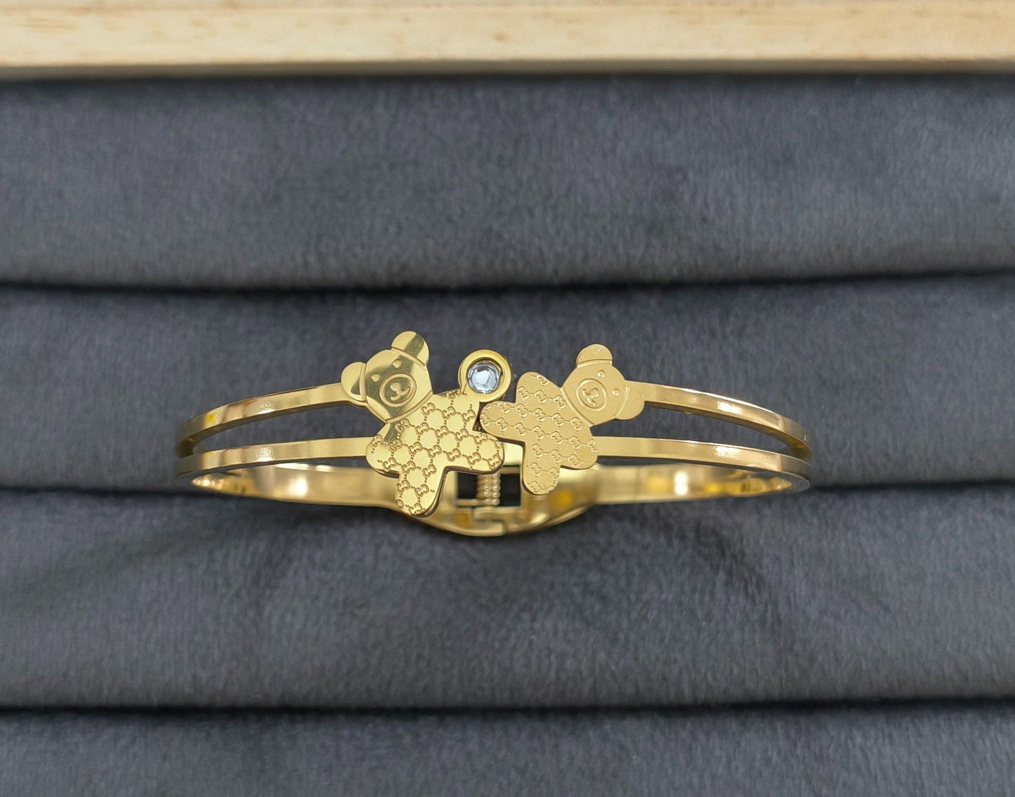 Anti Tarnish Cute Teddy Bear Bracelet 18K Gold Plated