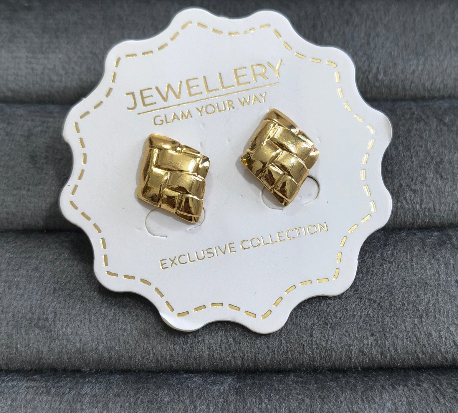 Anti Tarnish Dainty Chic Stud Earrings 18K Gold Plated