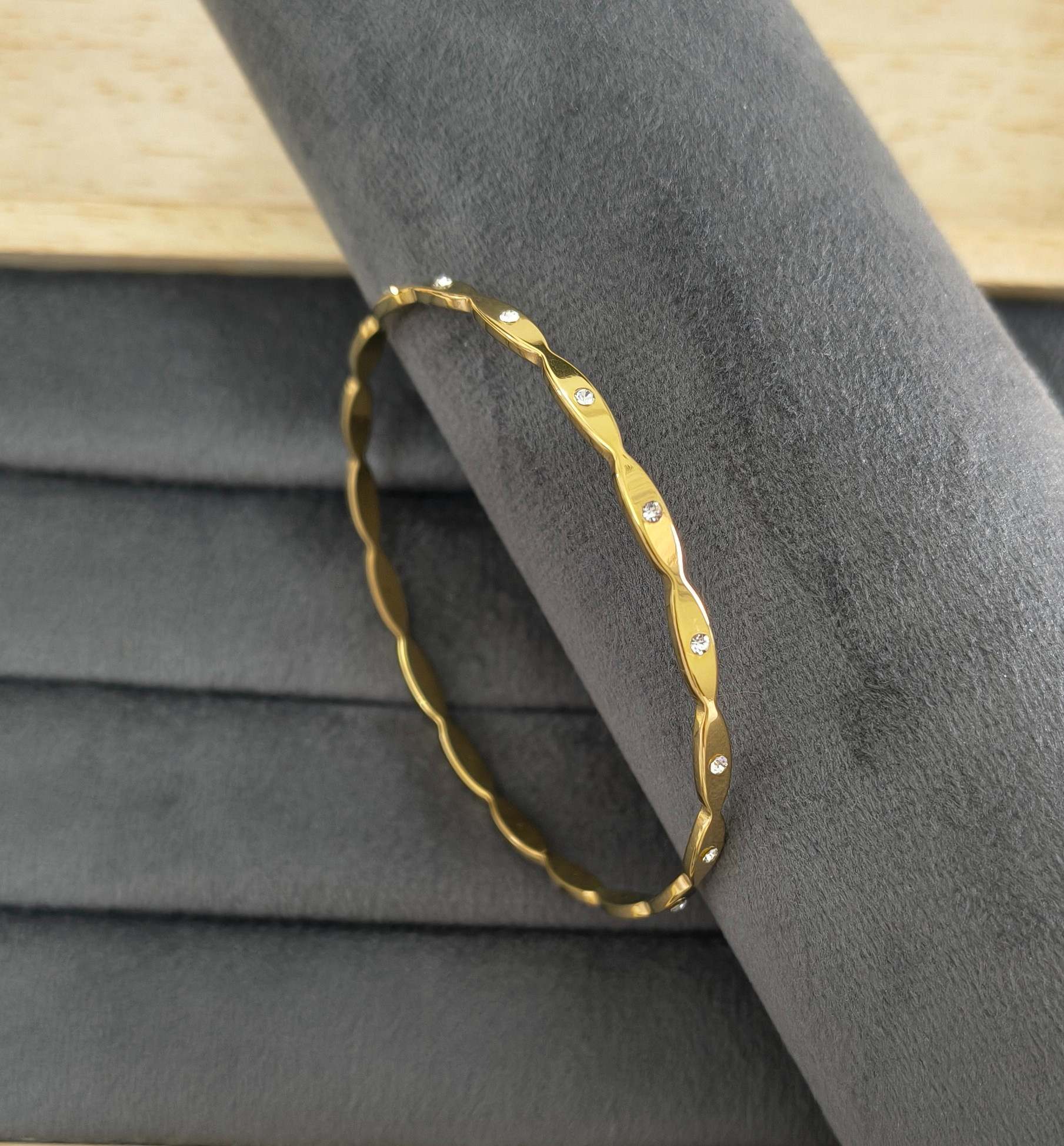 Anti Tarnish Dainty Stone Bangle Bracelet 18K Gold Plated