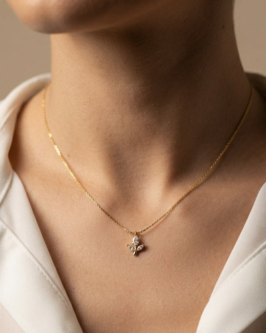 Anti Tarnish Dainty Tulip Pendant Necklace 18K Gold Plated