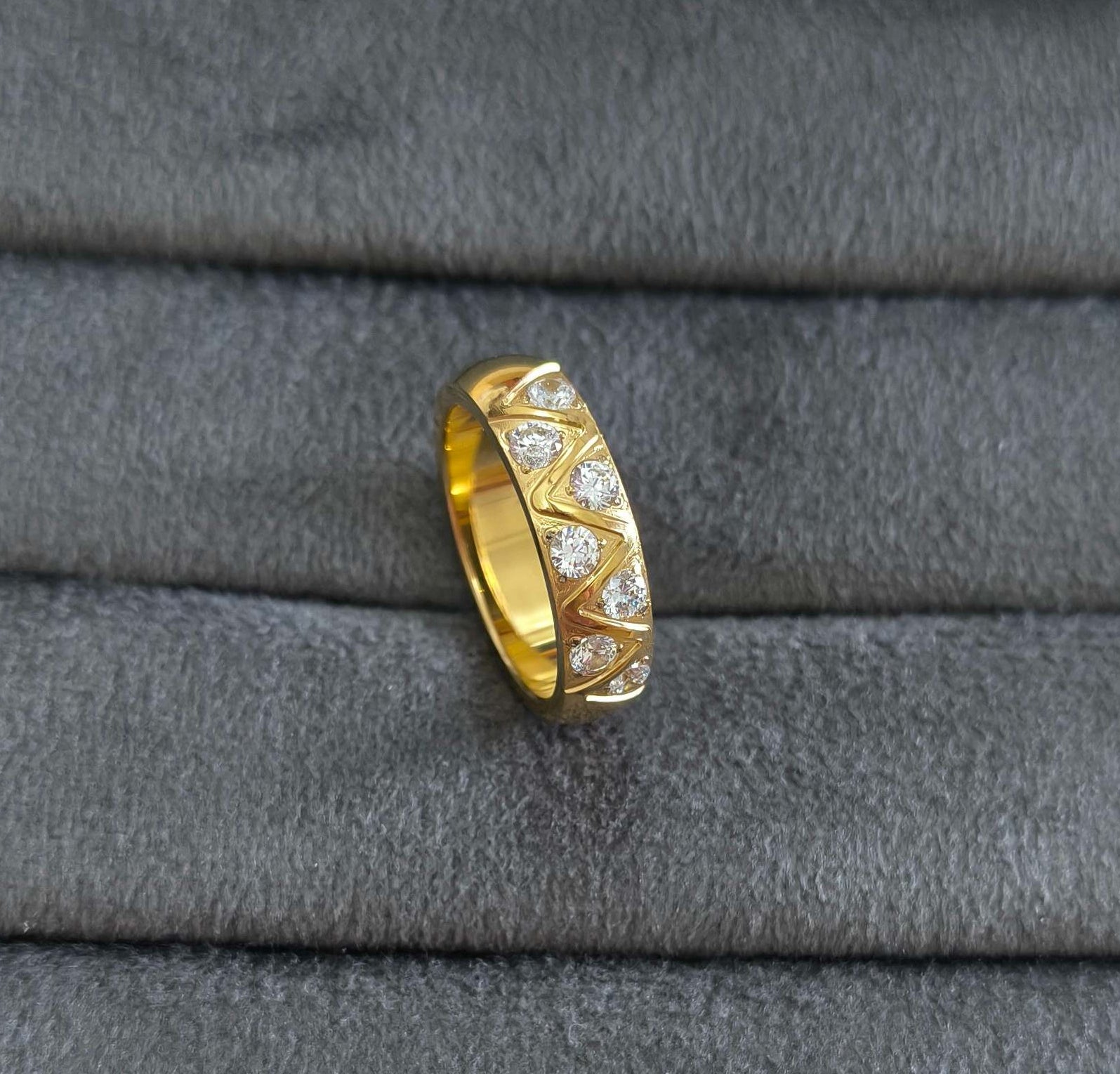 Anti Tarnish Dazzling Coco Crush Ring 18K Gold Plated