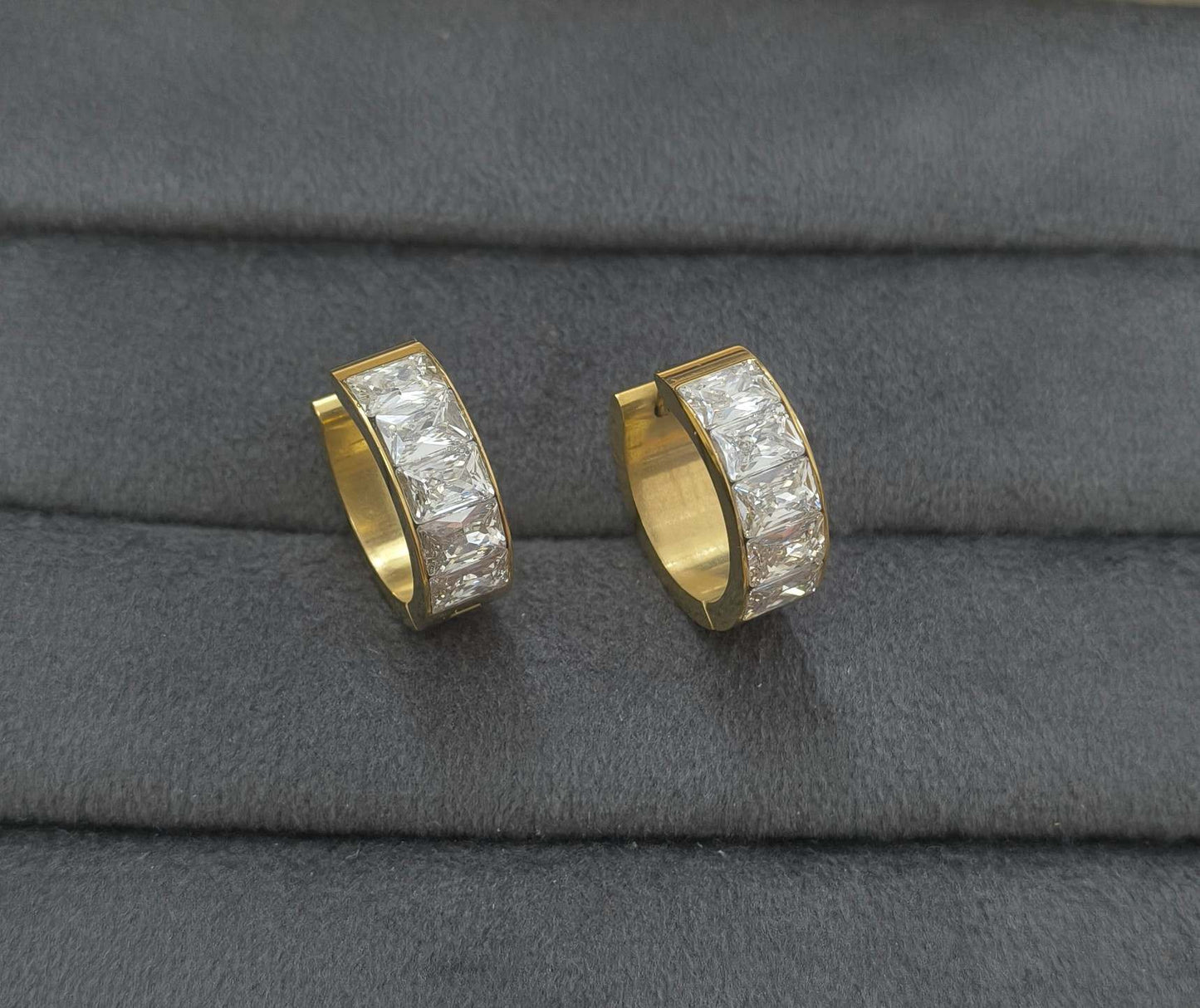 Anti Tarnish Dazzling Diamond Hoop Earrings 18K Gold Plated