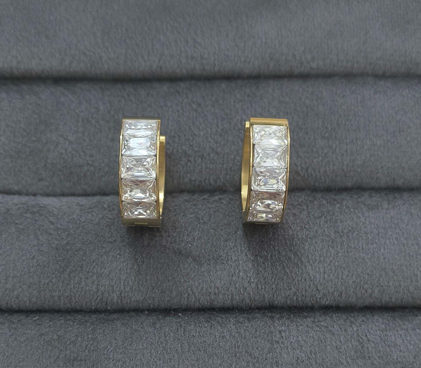 Anti Tarnish Dazzling Diamond Hoop Earrings 18K Gold Plated