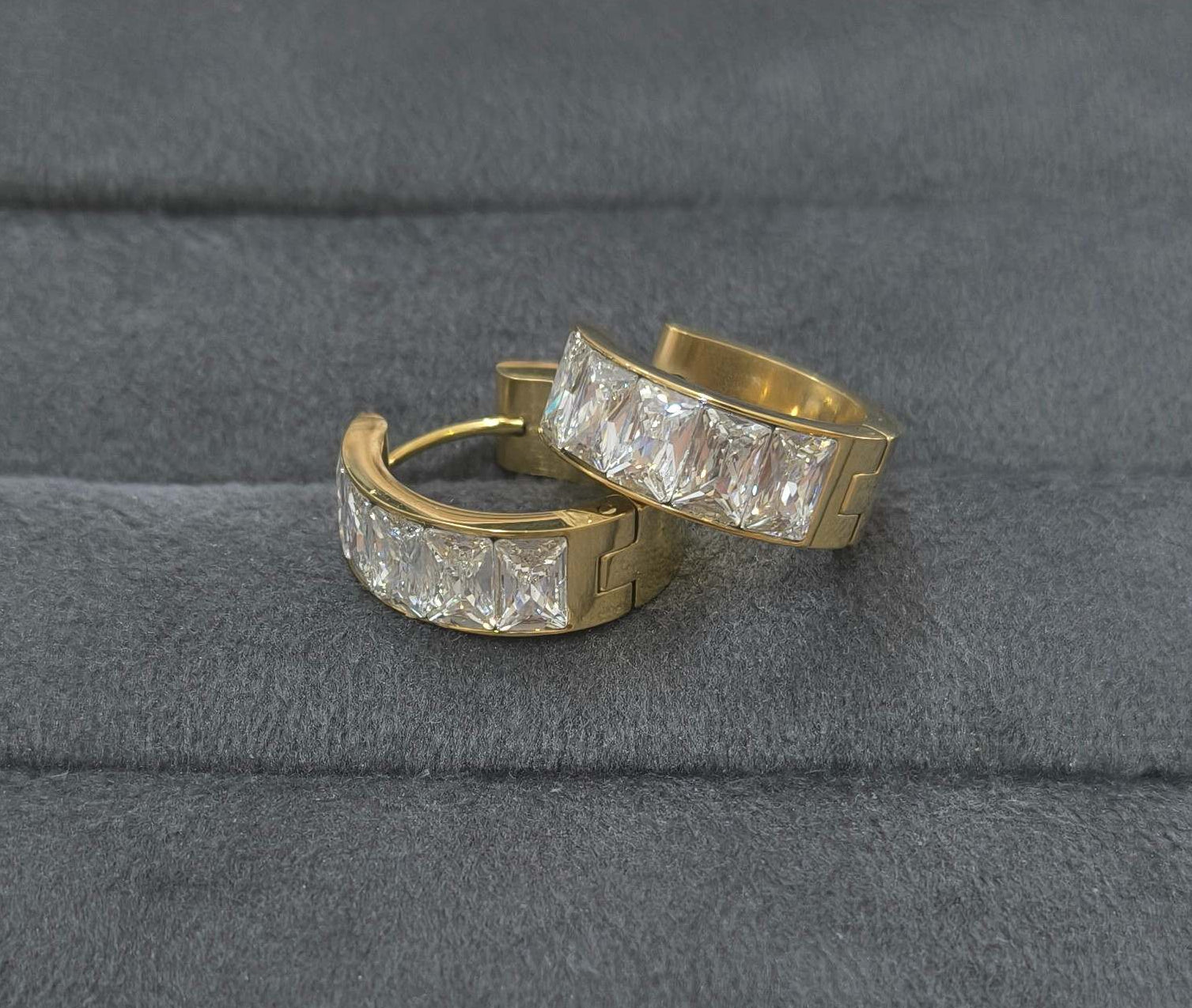 Anti Tarnish Dazzling Diamond Hoop Earrings 18K Gold Plated