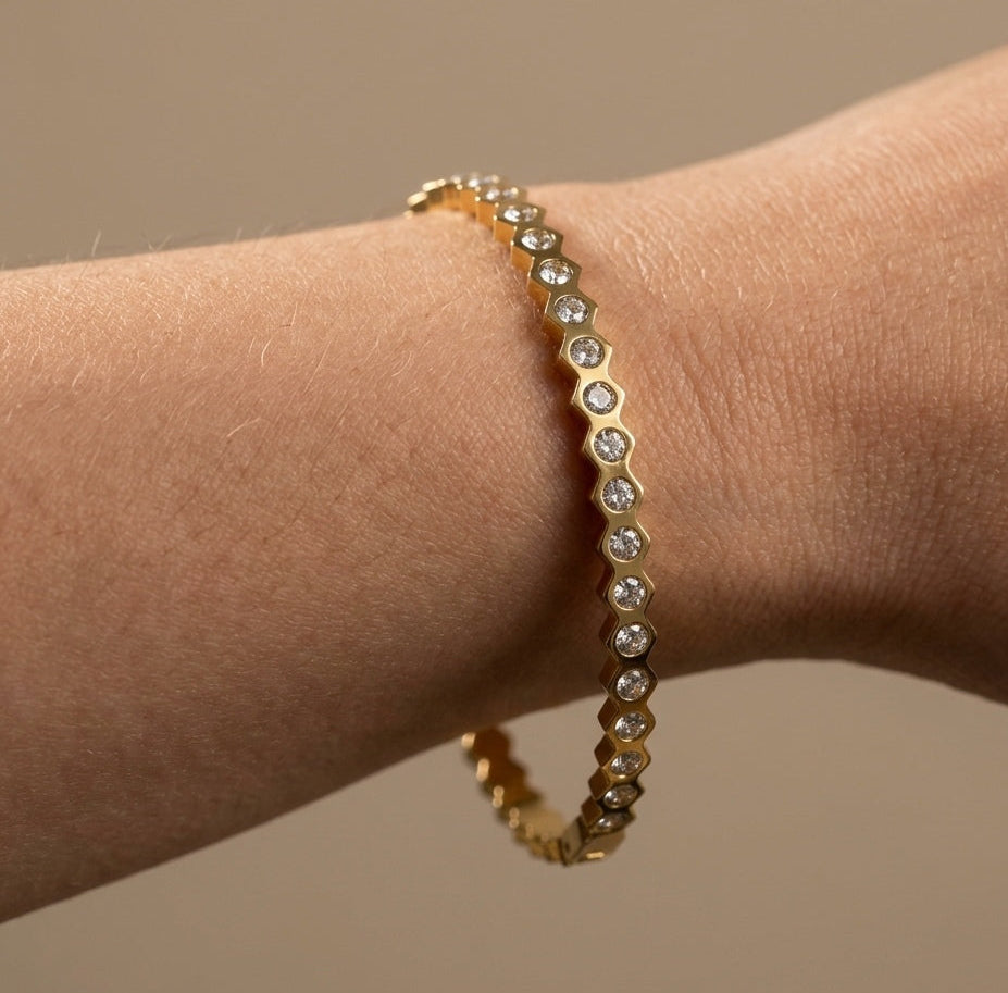 Anti Tarnish Dazzling Honeycomb Bracelet 18K Gold Plated