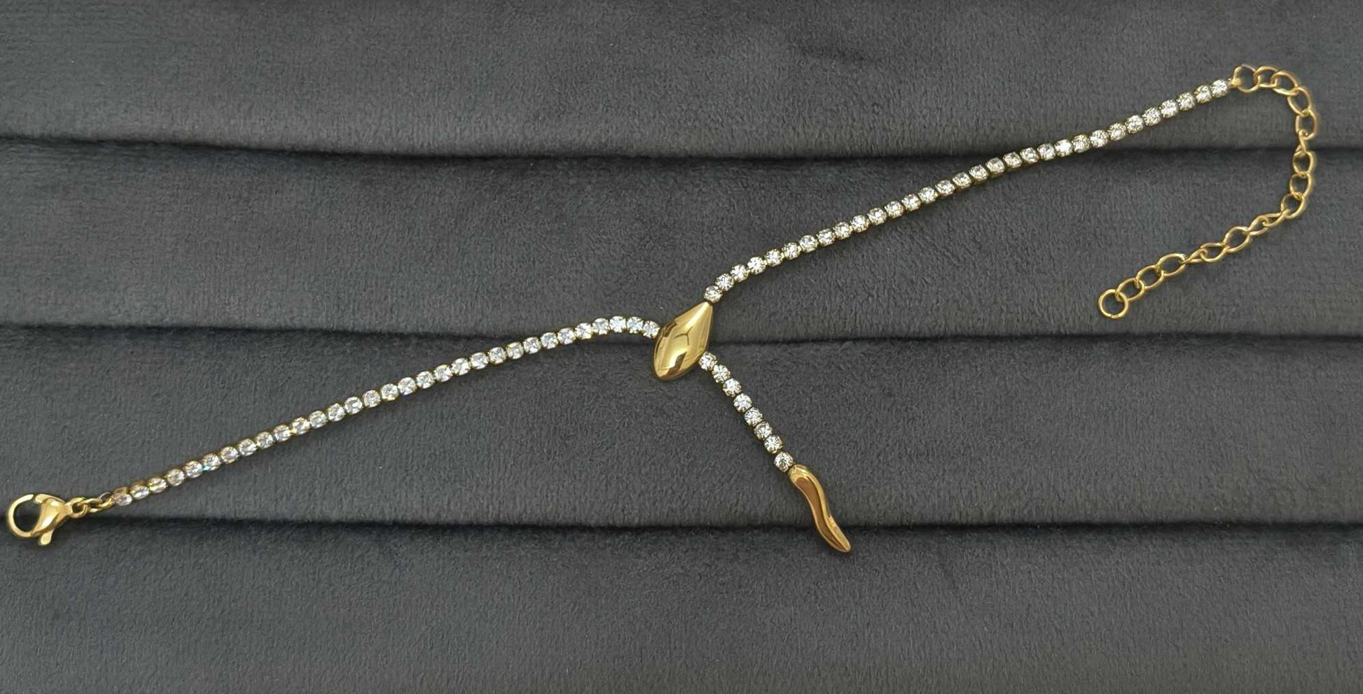 Anti Tarnish Dazzling Serpent Bracelet 18K Gold Plated