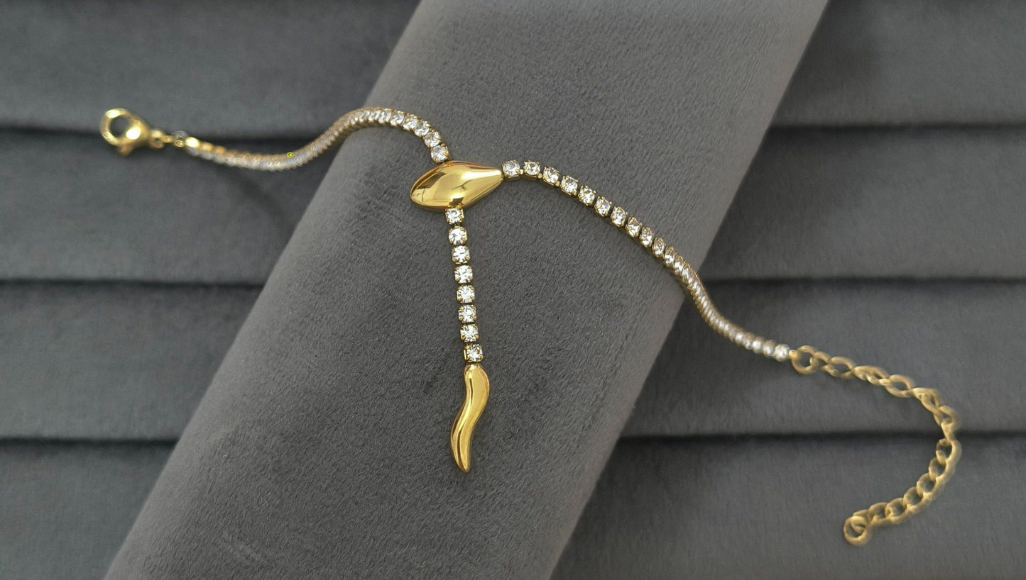 Anti Tarnish Dazzling Serpent Bracelet 18K Gold Plated