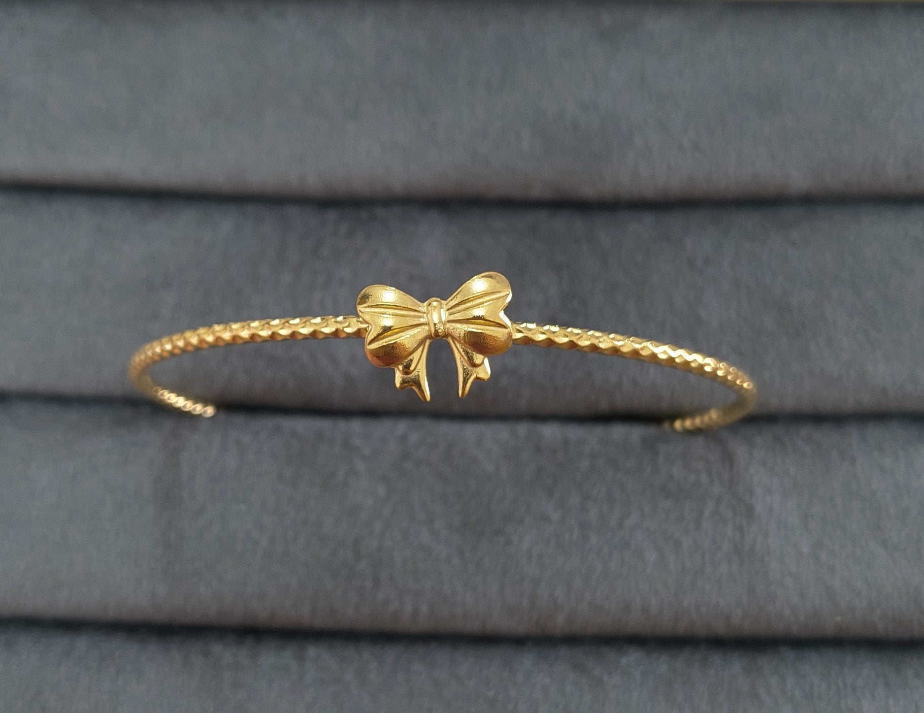 Anti Tarnish Delicate Bow Cuff Bangle 18K Gold Plated
