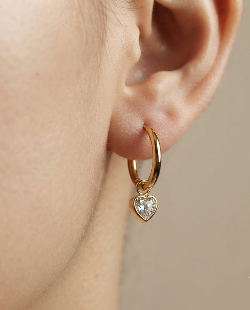 Anti Tarnish Diamond Heart Dangler Earrings 18K Gold Plated