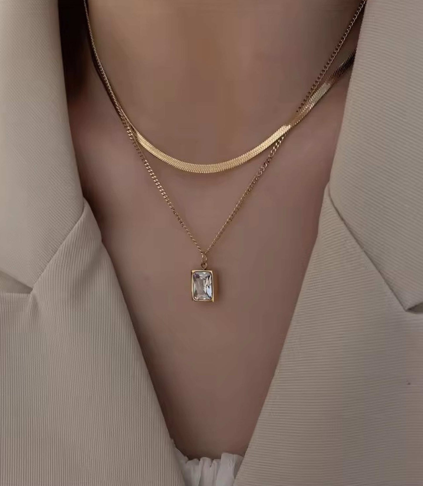 Anti Tarnish Gold Chain Necklace with Stone Pendant - Buy Now