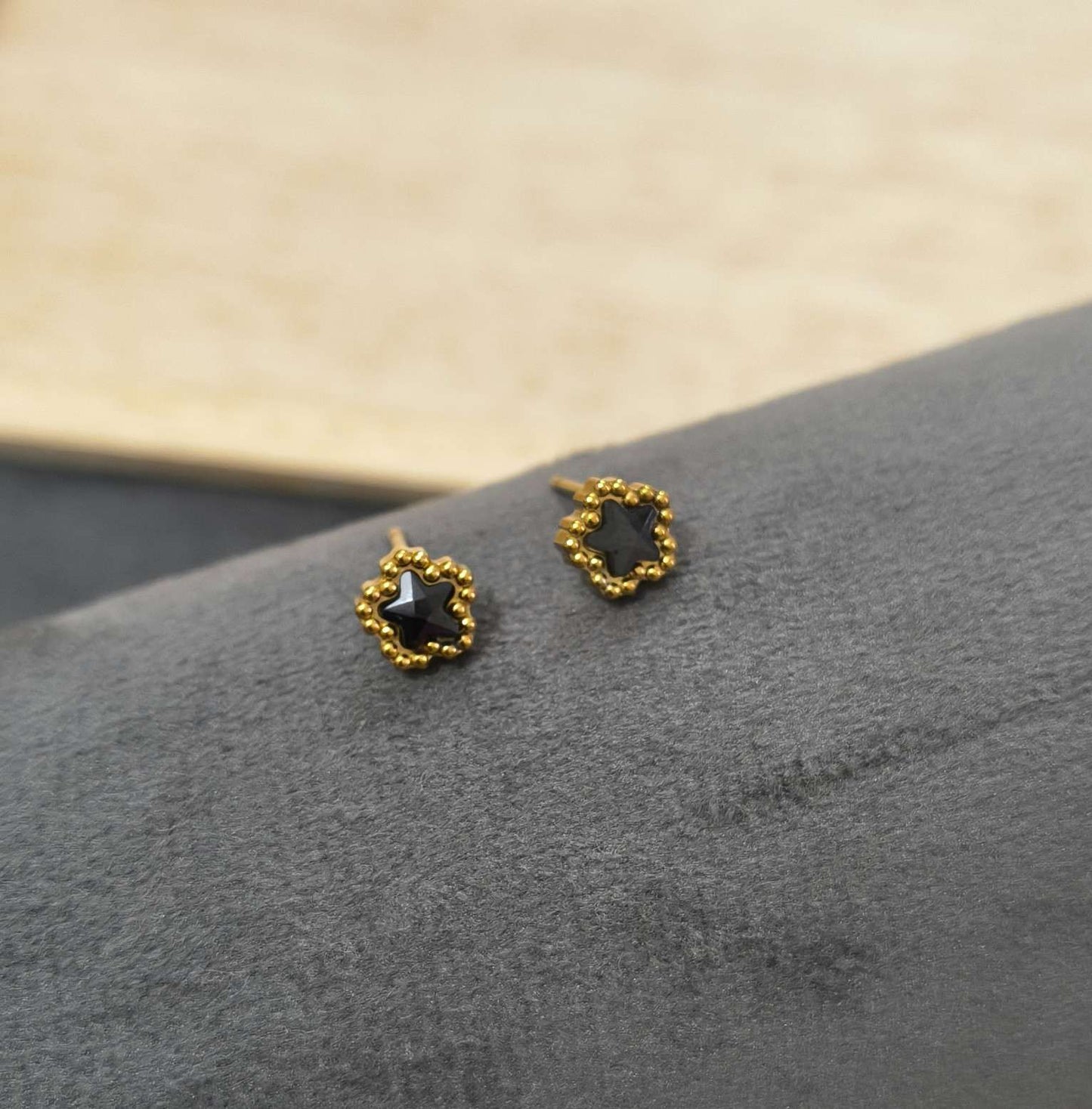 Anti Tarnish Earring Black Star Diamond Stud 18K Gold Plated