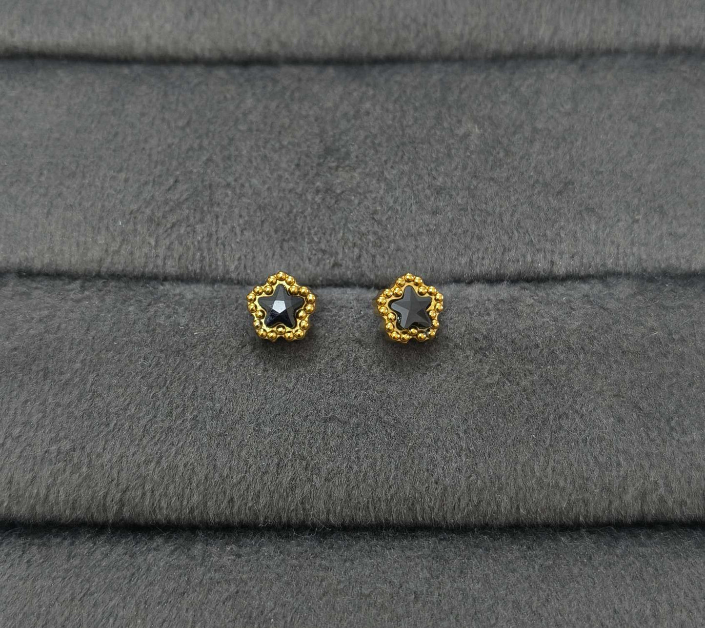 Anti Tarnish Earring Black Star Diamond Stud 18K Gold Plated