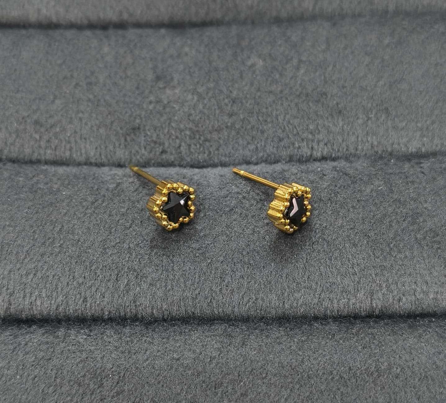 Anti Tarnish Earring Black Star Diamond Stud 18K Gold Plated