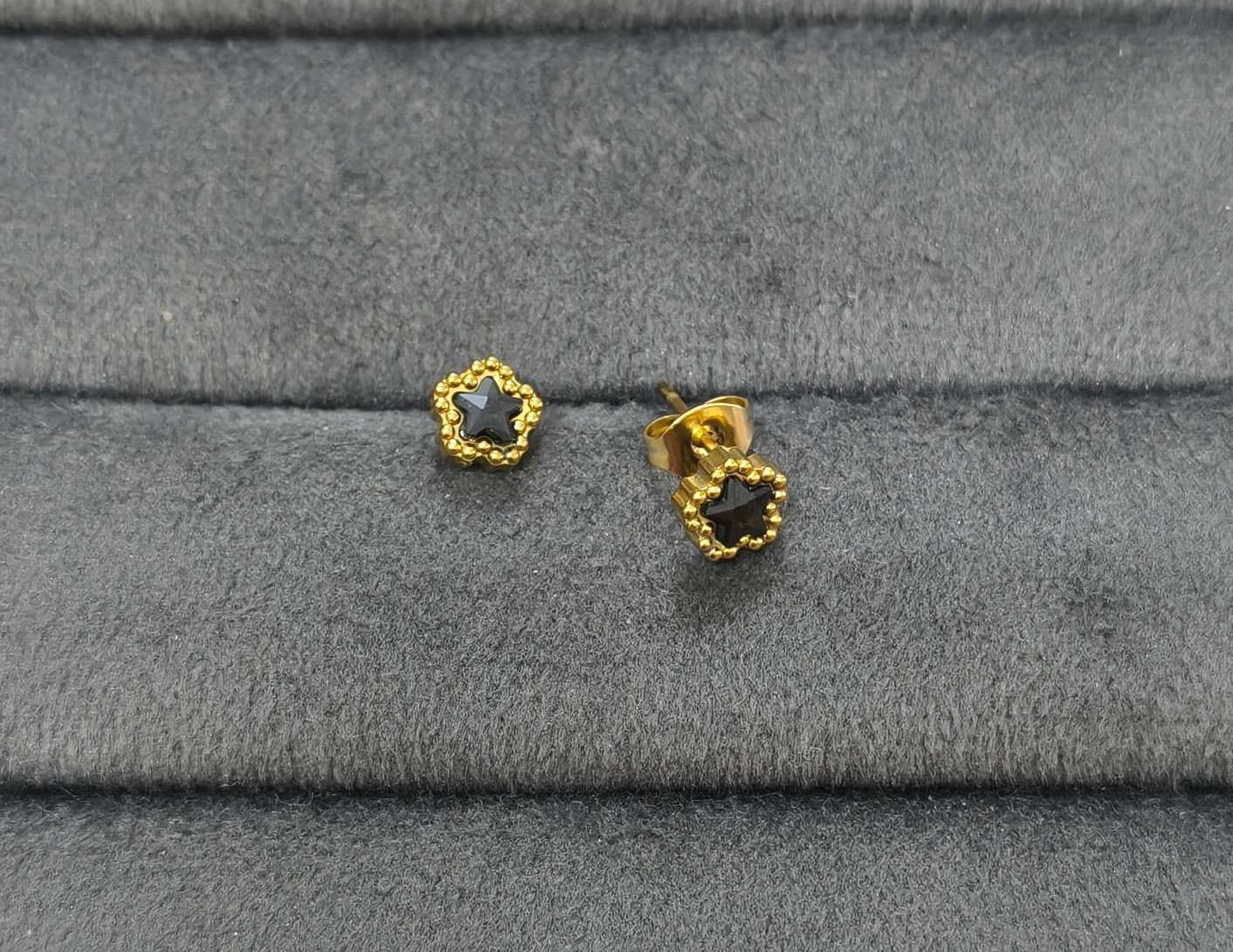 Anti Tarnish Earring Black Star Diamond Stud 18K Gold Plated
