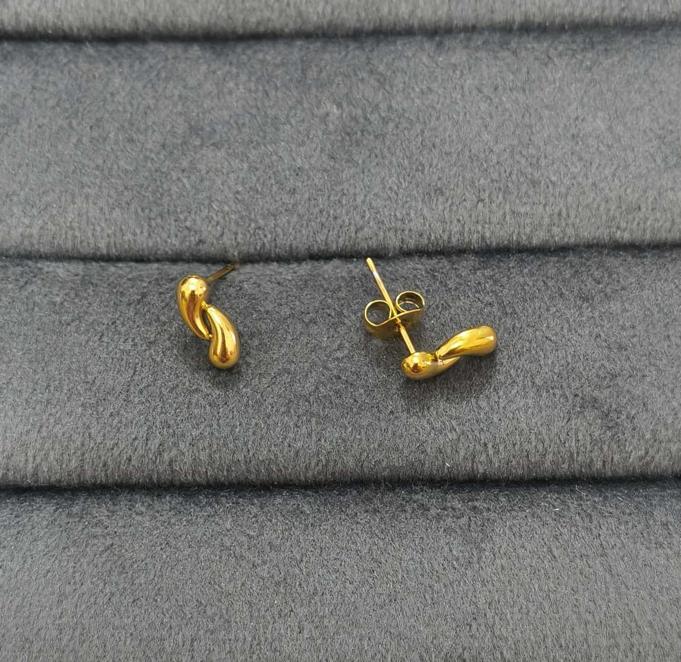Anti Tarnish Earring Double Teardrop Stud 18K Gold Plated