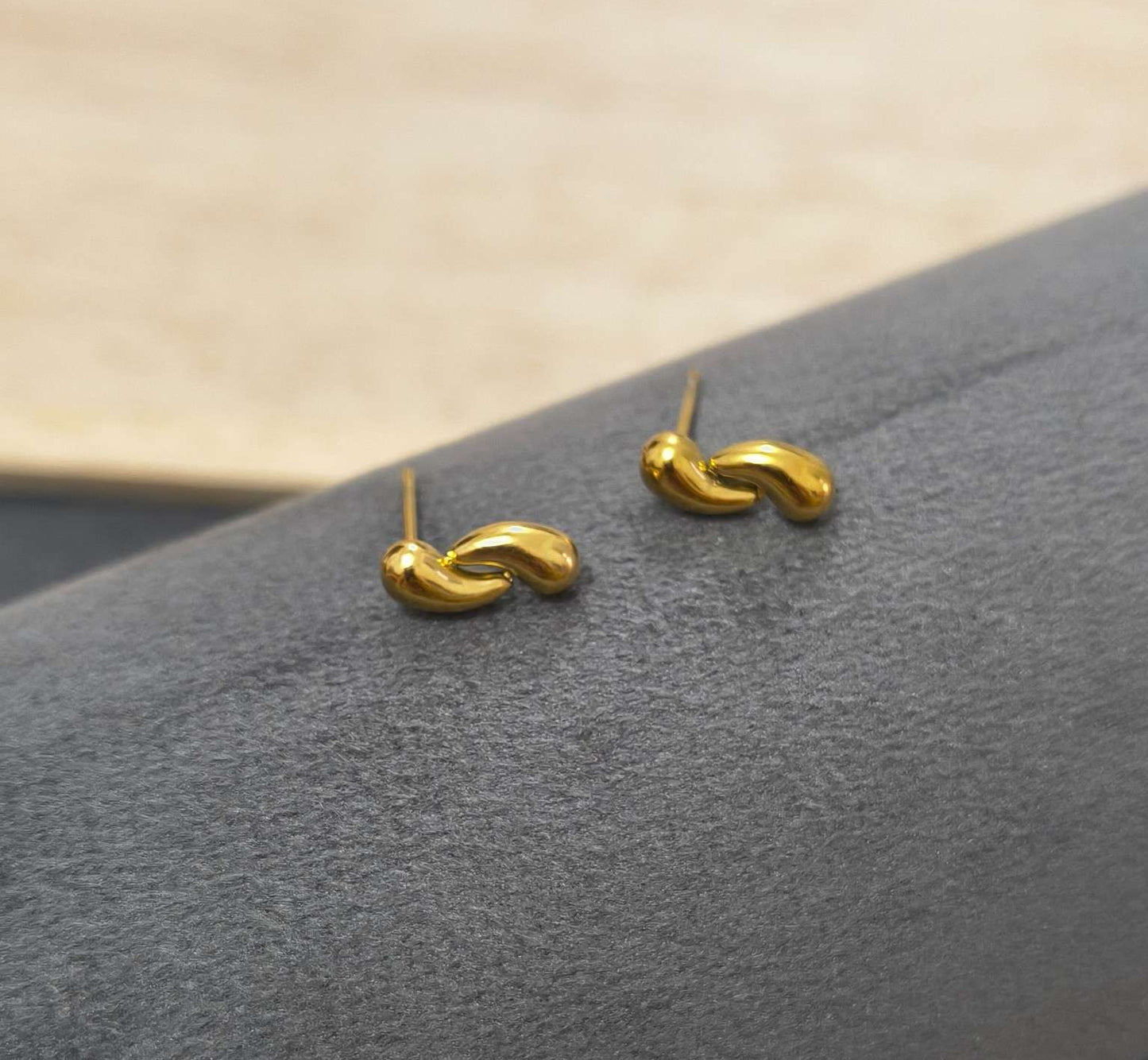Anti Tarnish Earring Double Teardrop Stud 18K Gold Plated