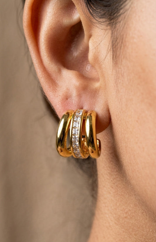 Anti Tarnish Earring Linear Curved Studs 18K Gold Plated