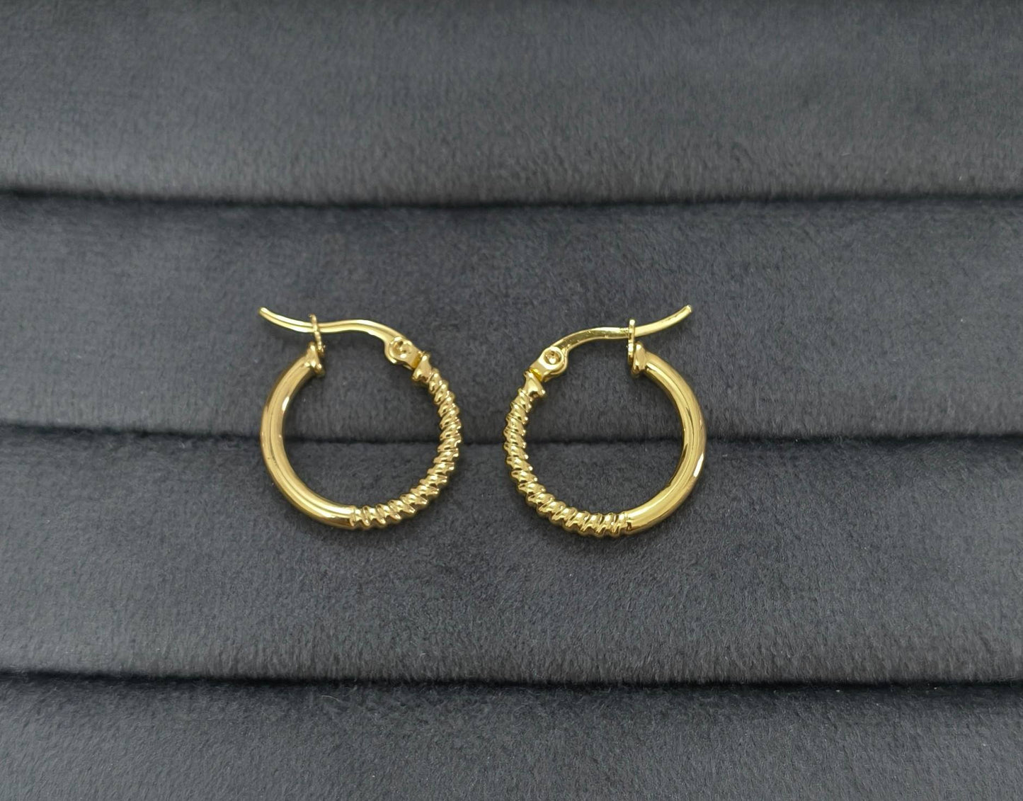 Anti Tarnish Earring Round Half Twisted Hoop 18K Gold Plated