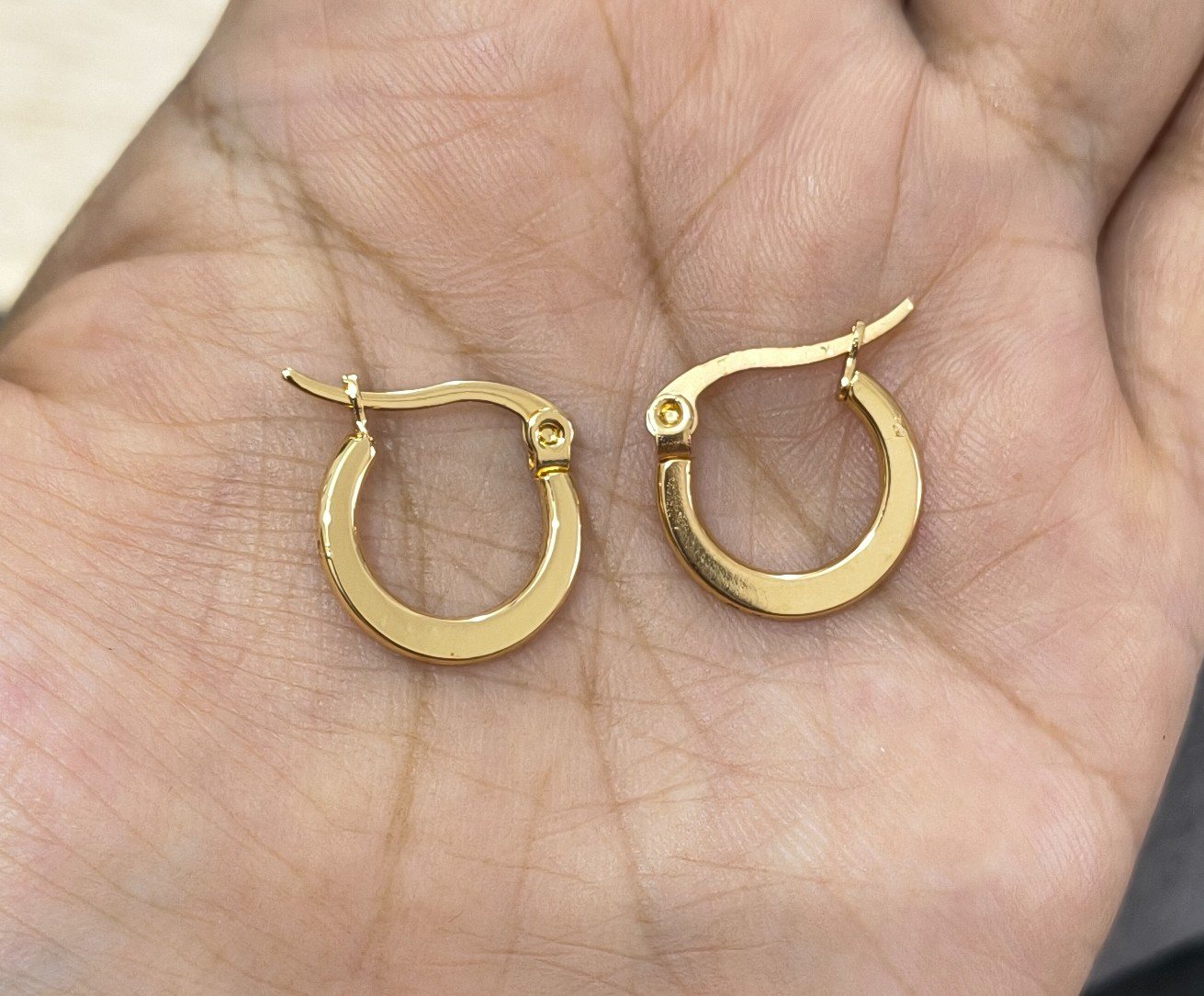 Anti Tarnish Earring Tiny Round Hoop 18K Gold Plated