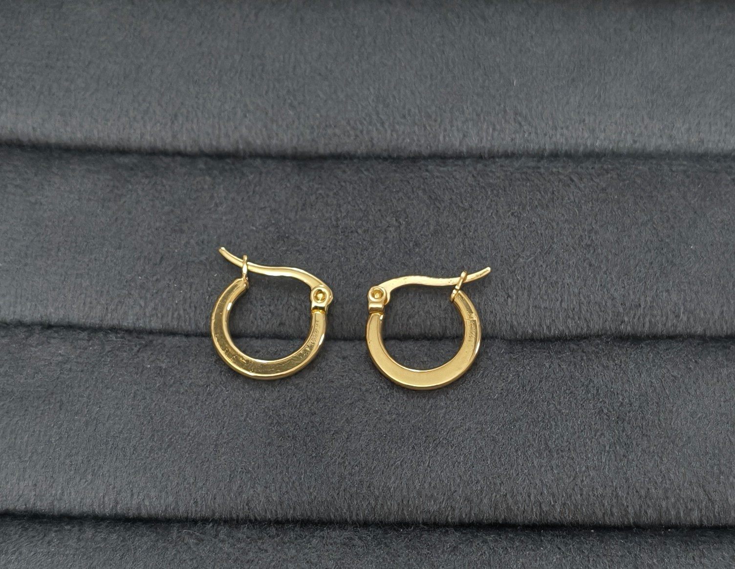Anti Tarnish Earring Tiny Round Hoop 18K Gold Plated