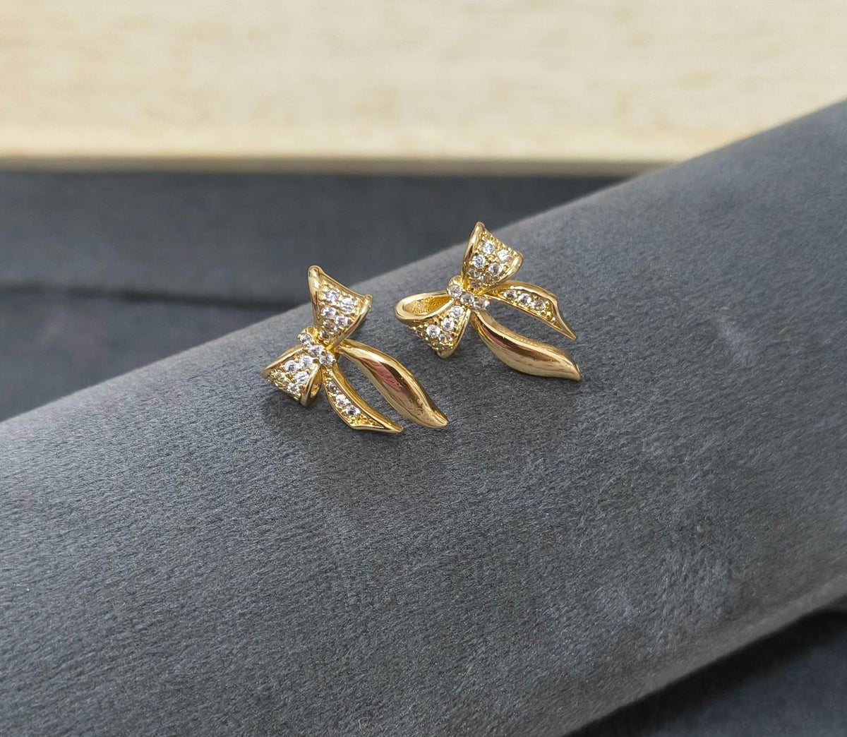 Anti Tarnish Earring Trendy Bow Studs 18K Gold Plated