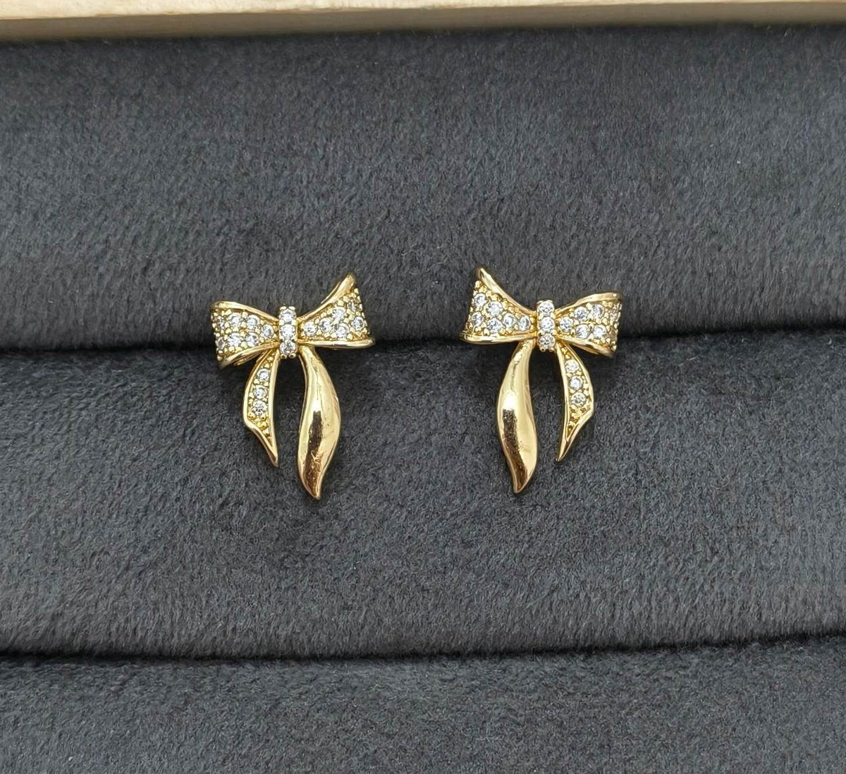 Anti Tarnish Earring Trendy Bow Studs 18K Gold Plated