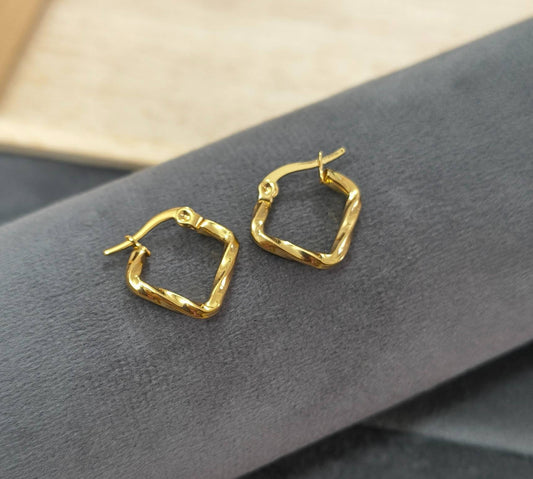 Anti Tarnish Earring Twisted Square Hoop 18K Gold Plated