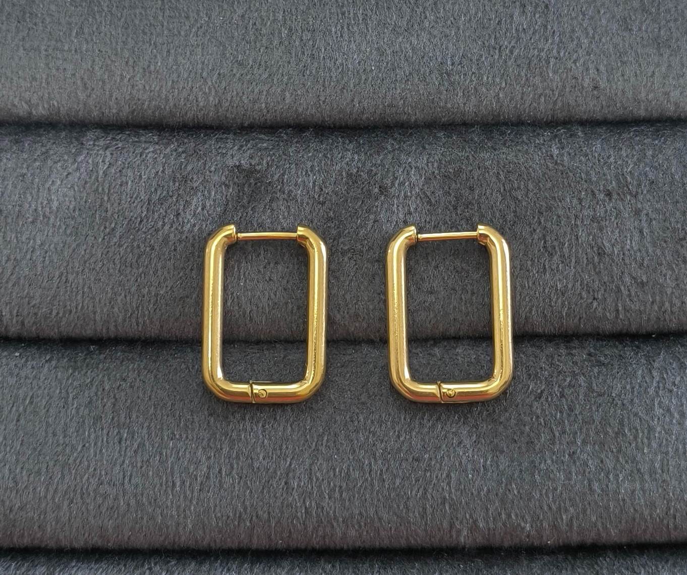 Anti Tarnish Earrings Dainty Rectangle Hoop 18K Gold Plated