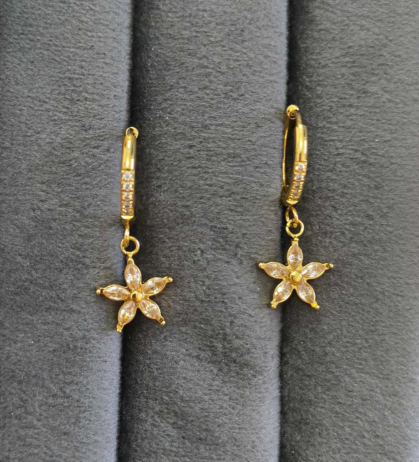 Anti Tarnish Earrings Drop Floral Dangler 18K Gold Plated