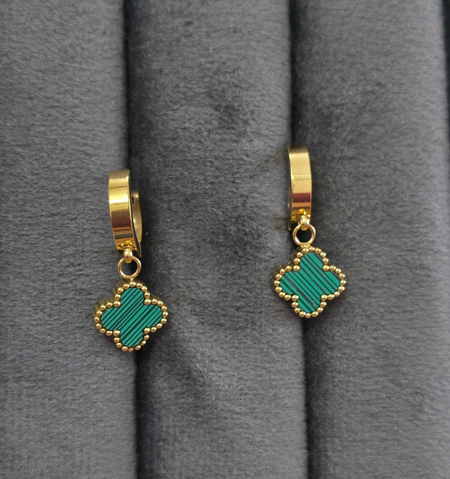 Anti Tarnish Earrings Fancy Clover Dangler 18K Gold Plated