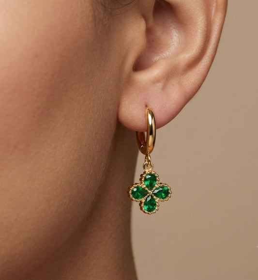 Anti Tarnish Earrings Green Clover Dangler 18K Gold Plated