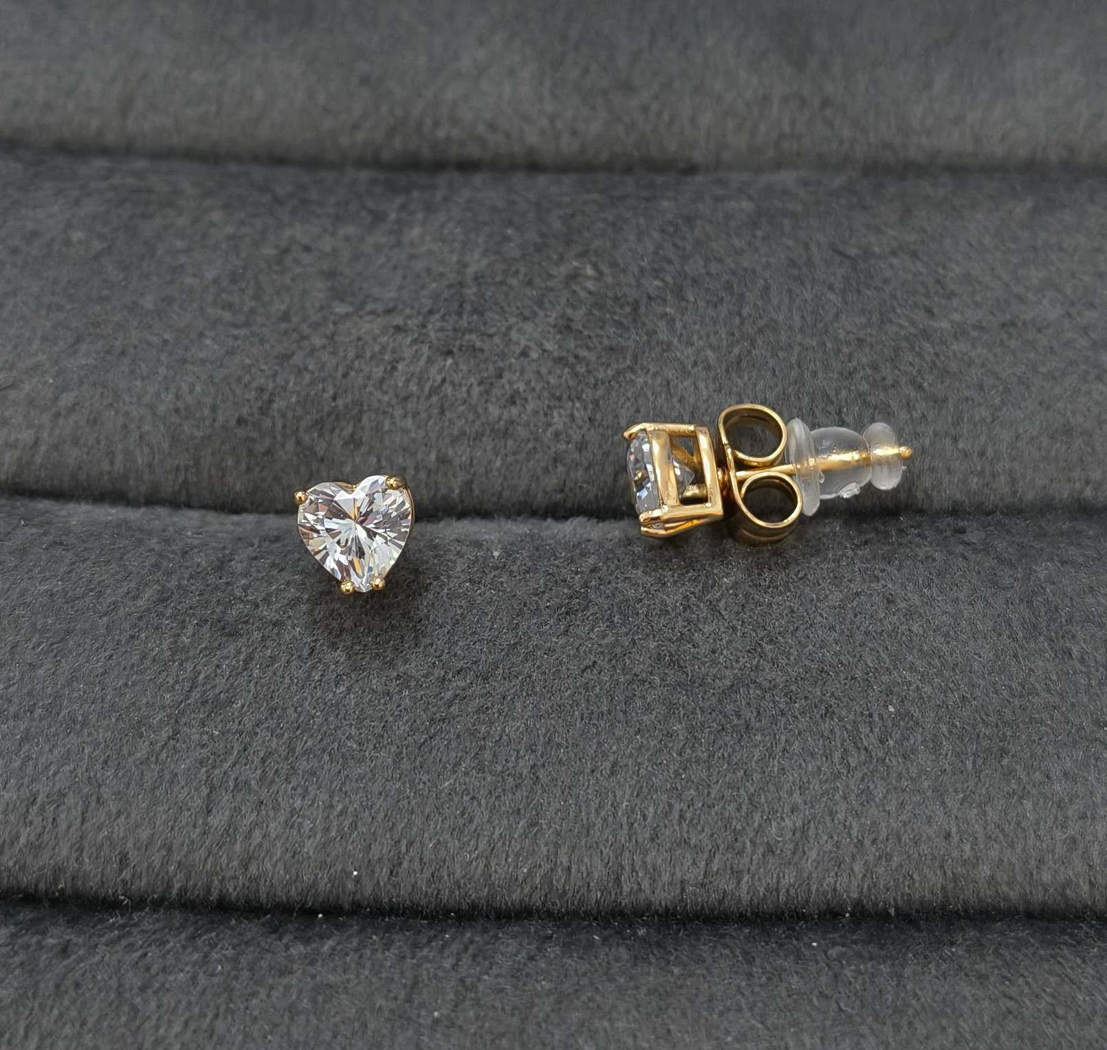 Anti Tarnish Earrings Heart Solitaire Stud 18K Gold Plated