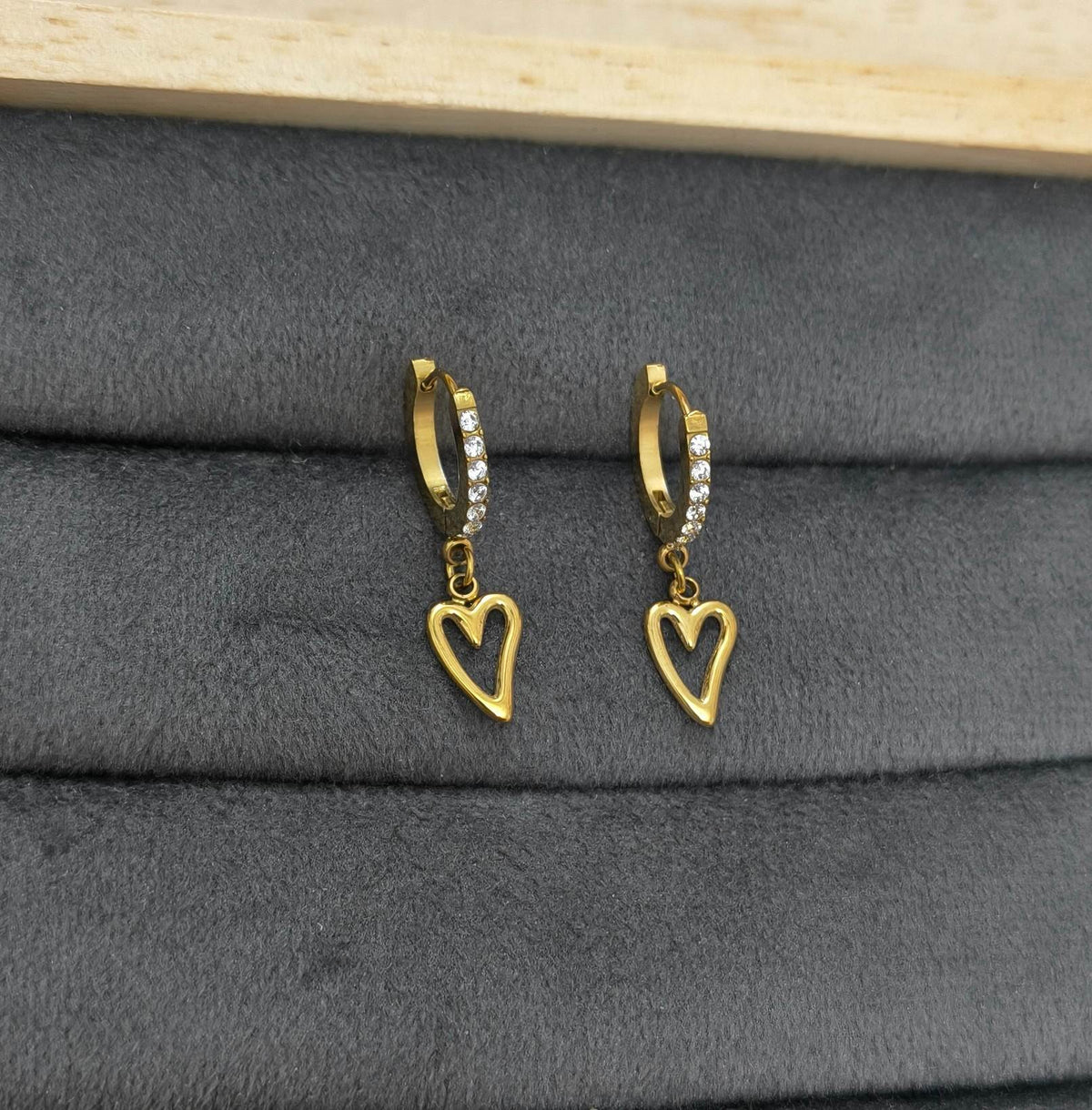 Anti Tarnish Earrings Hollow Heart Dangler 18K Gold Plated