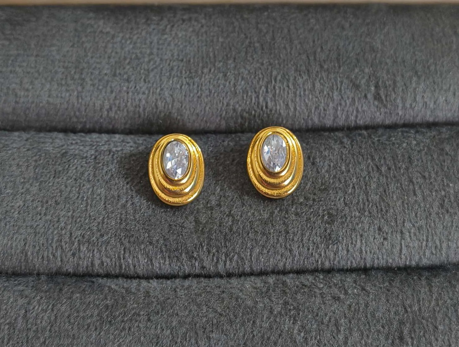 Anti Tarnish Earrings Oval Solitaire Stud 18K Gold Plated