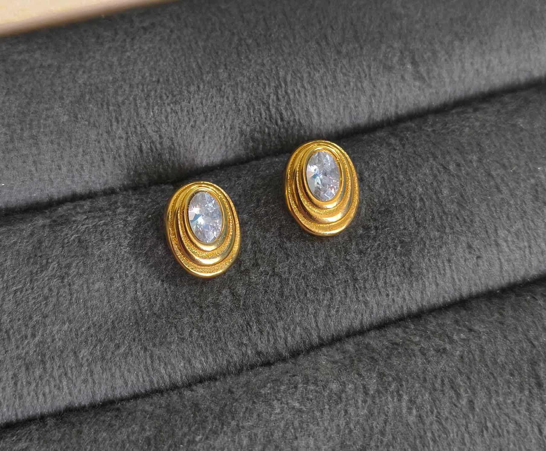 Anti Tarnish Earrings Oval Solitaire Stud 18K Gold Plated