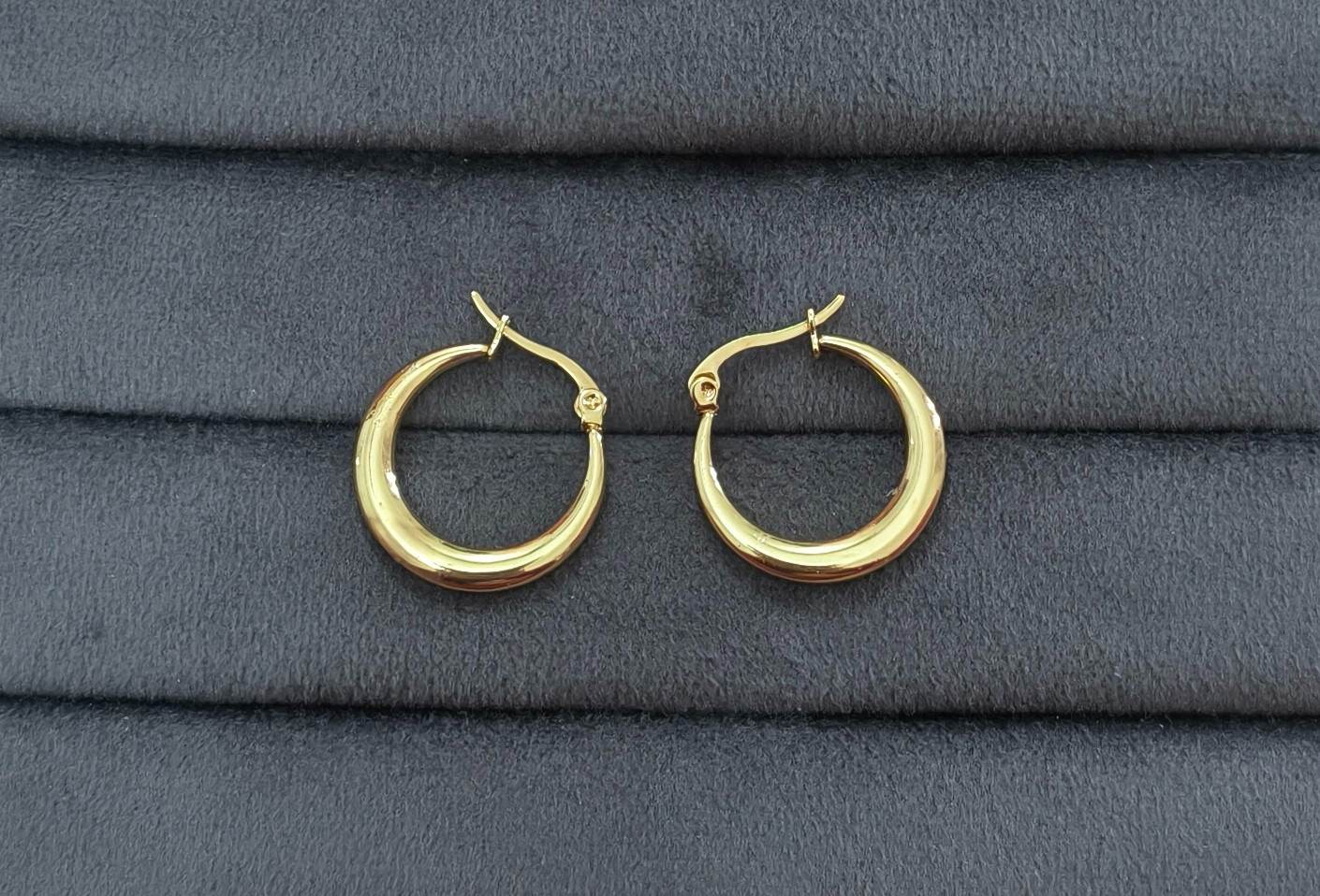 Anti Tarnish Earrings Round Hollow Hoop Bali 18K Gold Plated