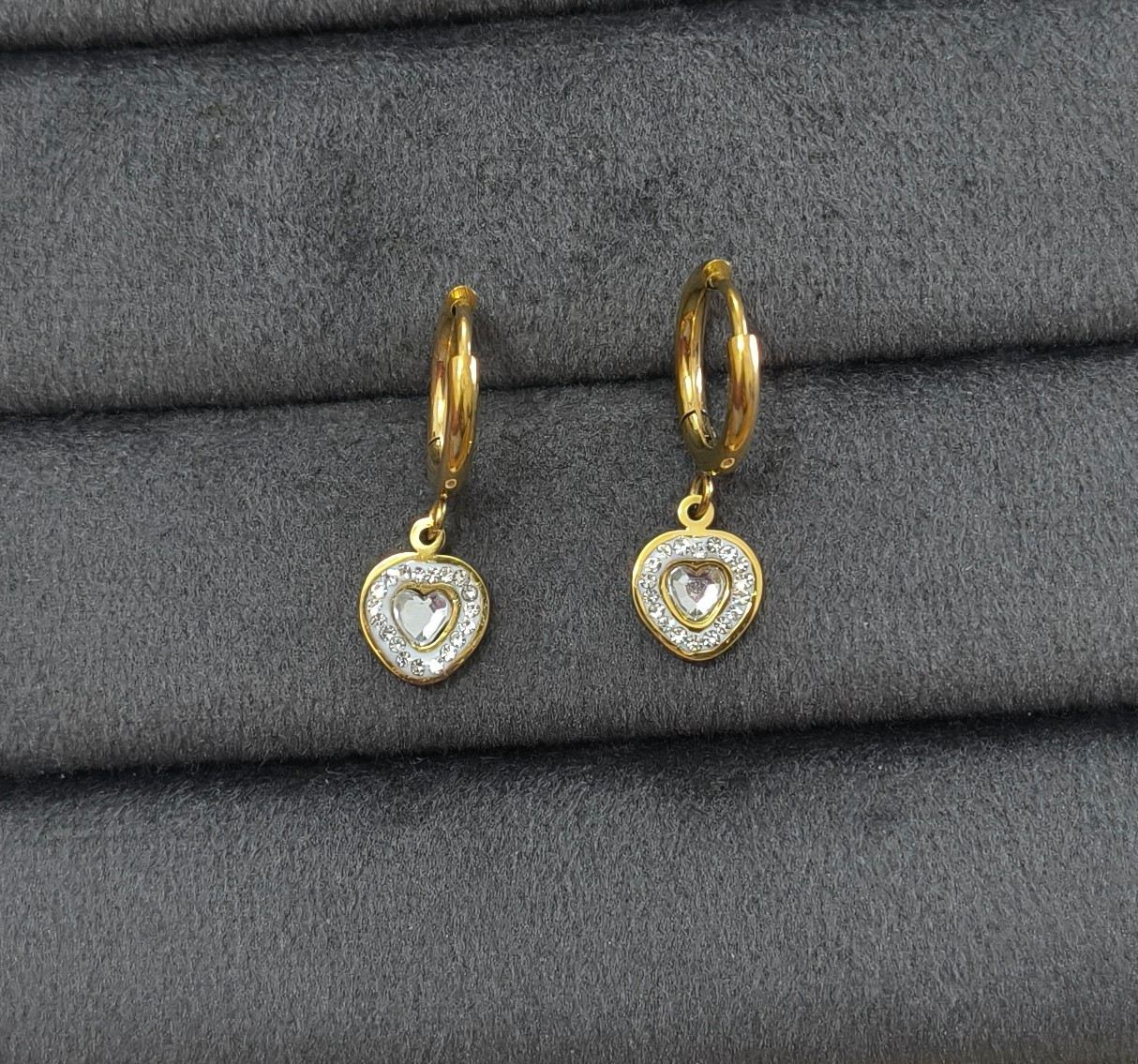 Anti Tarnish Earrings Shiny Heart Dangler 18K Gold Plated