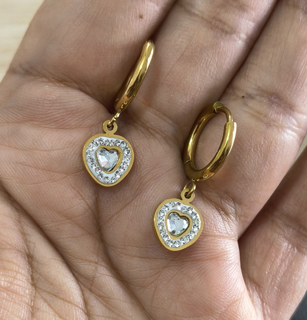 Anti Tarnish Earrings Shiny Heart Dangler 18K Gold Plated