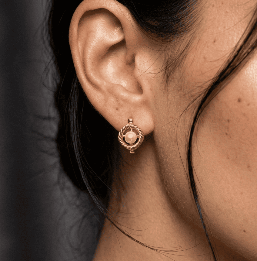Anti Tarnish Earrings Shiny Peal Hoop 18K Gold Plated