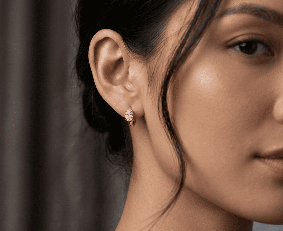 Anti Tarnish Earrings Shiny Solitaire Hoop 18K Gold Plated