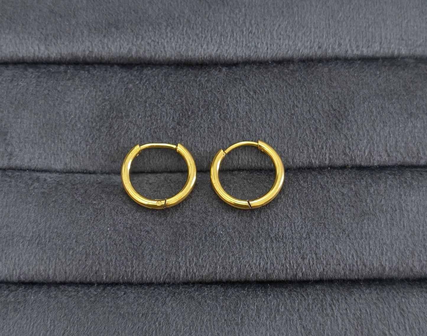 Anti Tarnish Earrings Sleek Hoops 18K Gold Plated