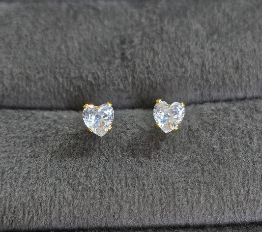 Anti Tarnish Earrings Tiny Heart Stud 18K Gold Plated