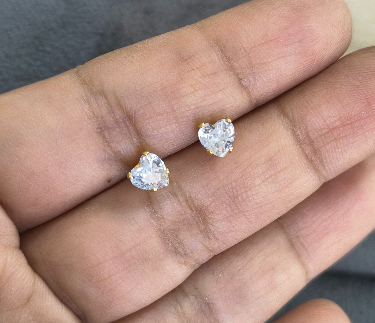 Anti Tarnish Earrings Tiny Heart Stud 18K Gold Plated