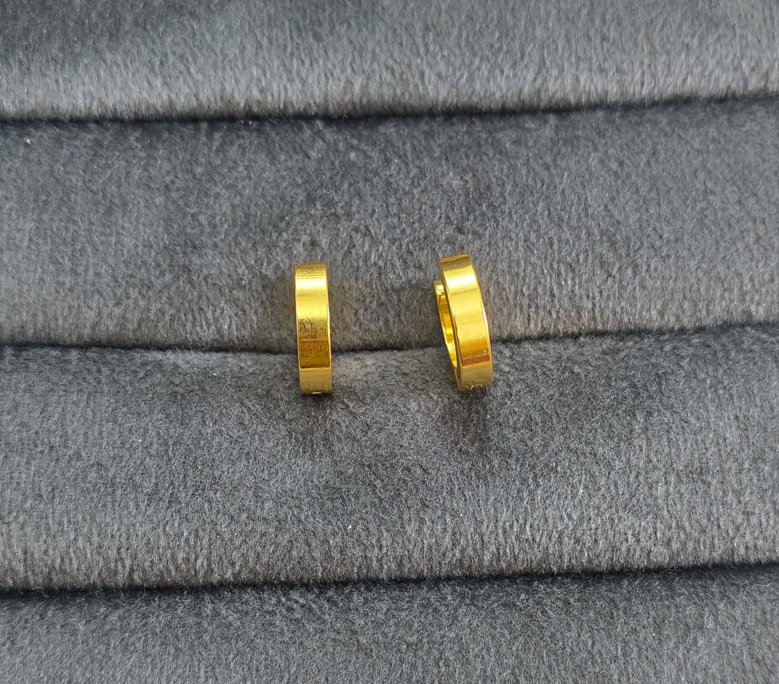 Anti Tarnish Earrings Unisex Hoops 18K Gold Plated