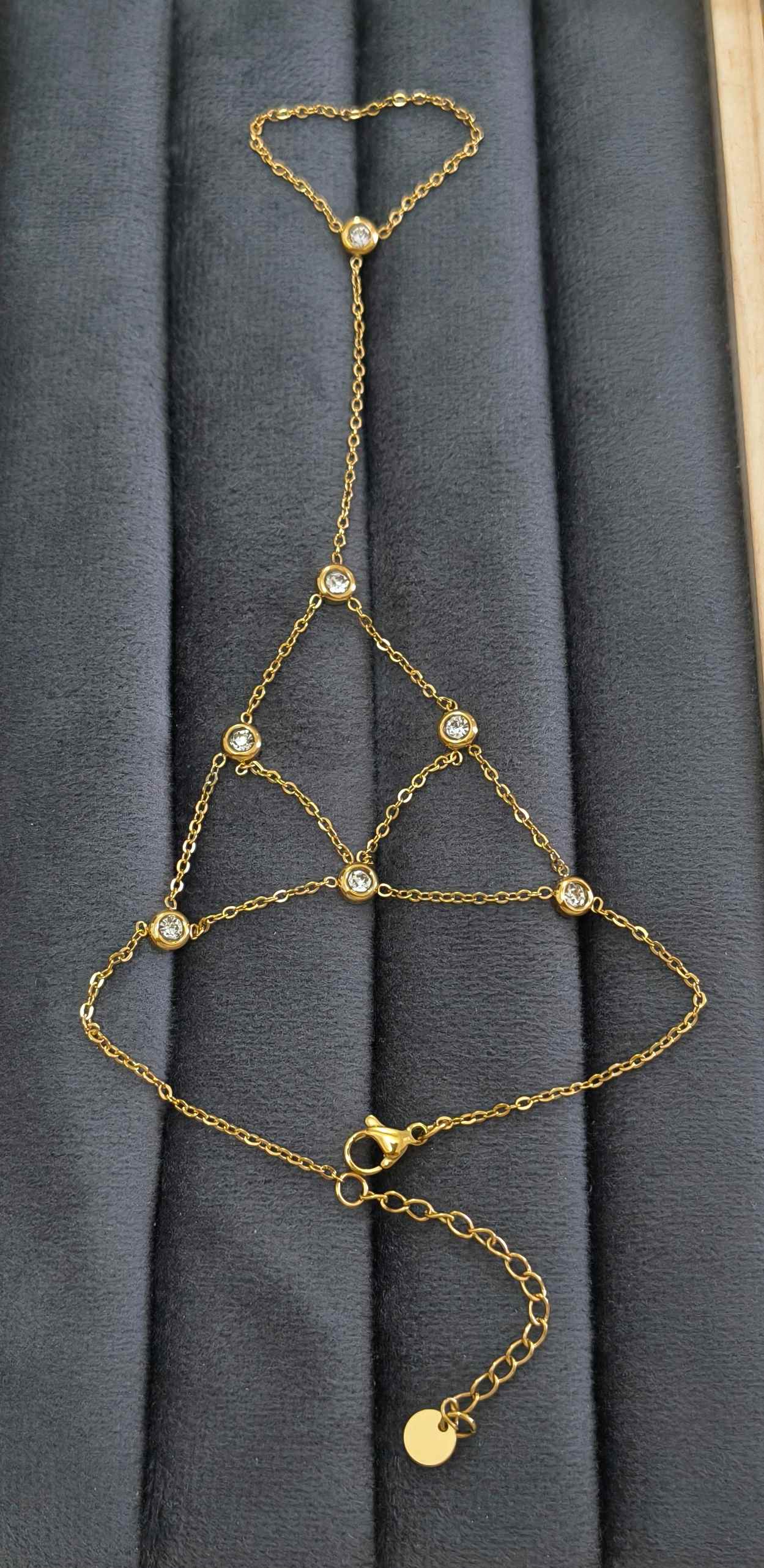 Anti Tarnish Elegant Hand Chain Bracelet 18K Gold Plated