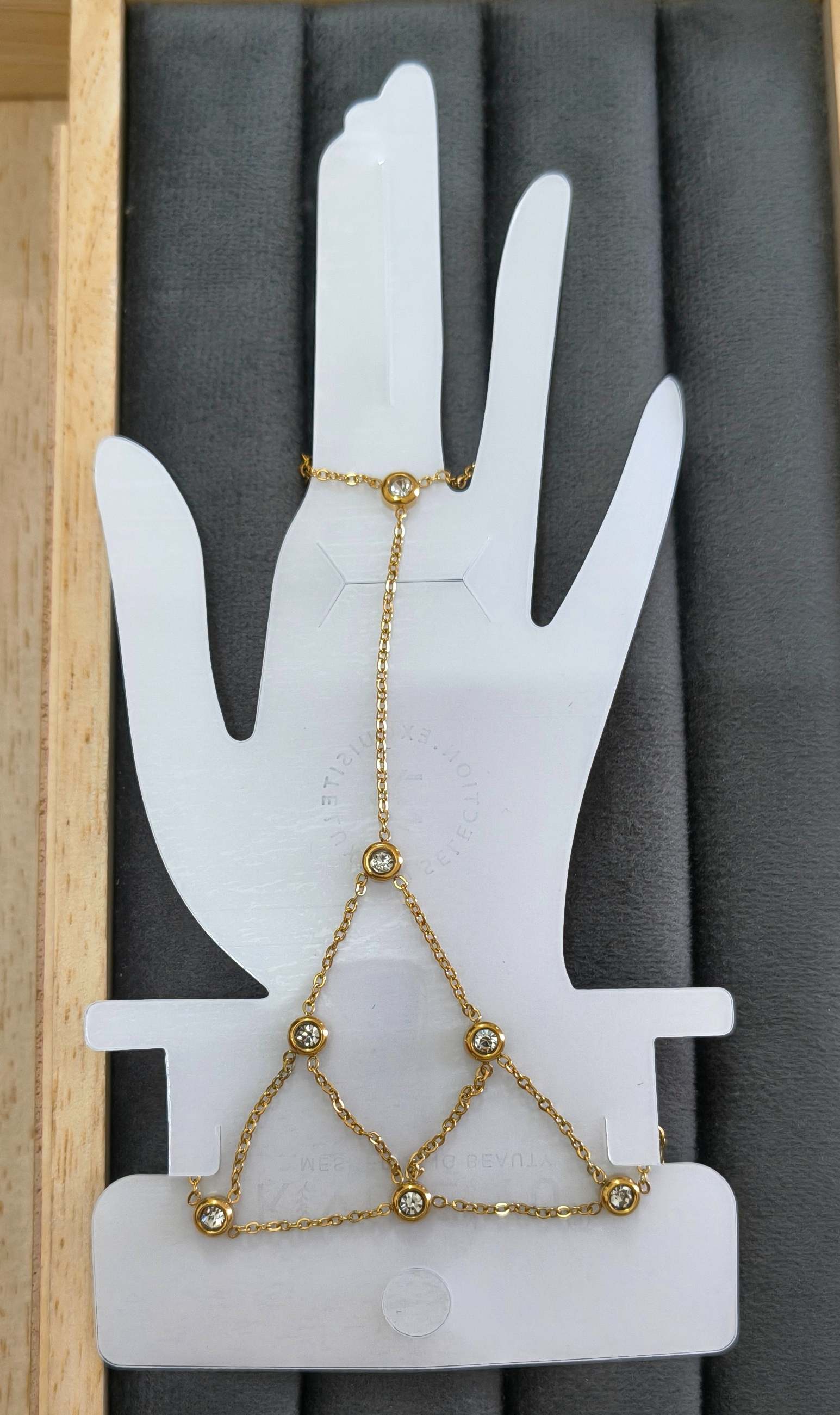 Anti Tarnish Elegant Hand Chain Bracelet 18K Gold Plated