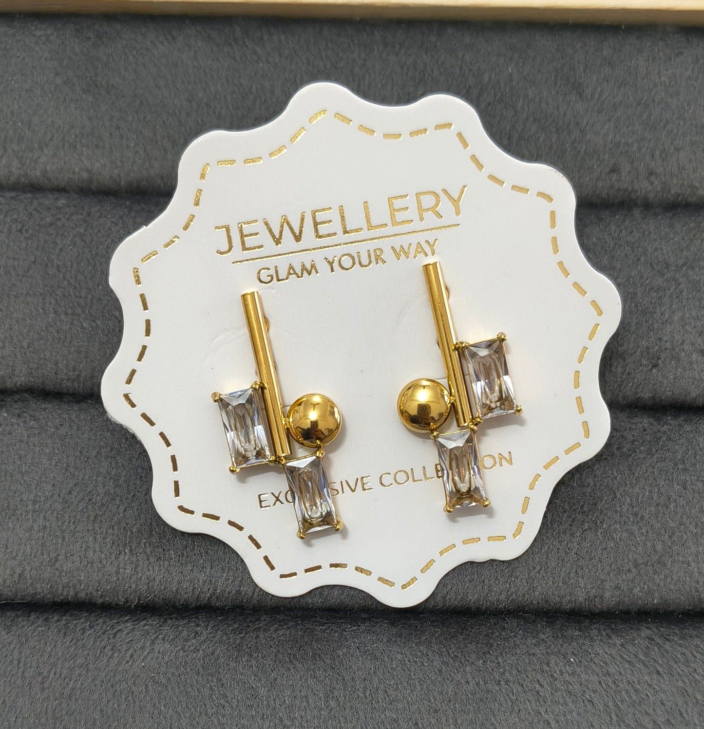 Anti Tarnish Elegant Party Stud Earrings 18K Gold Plated