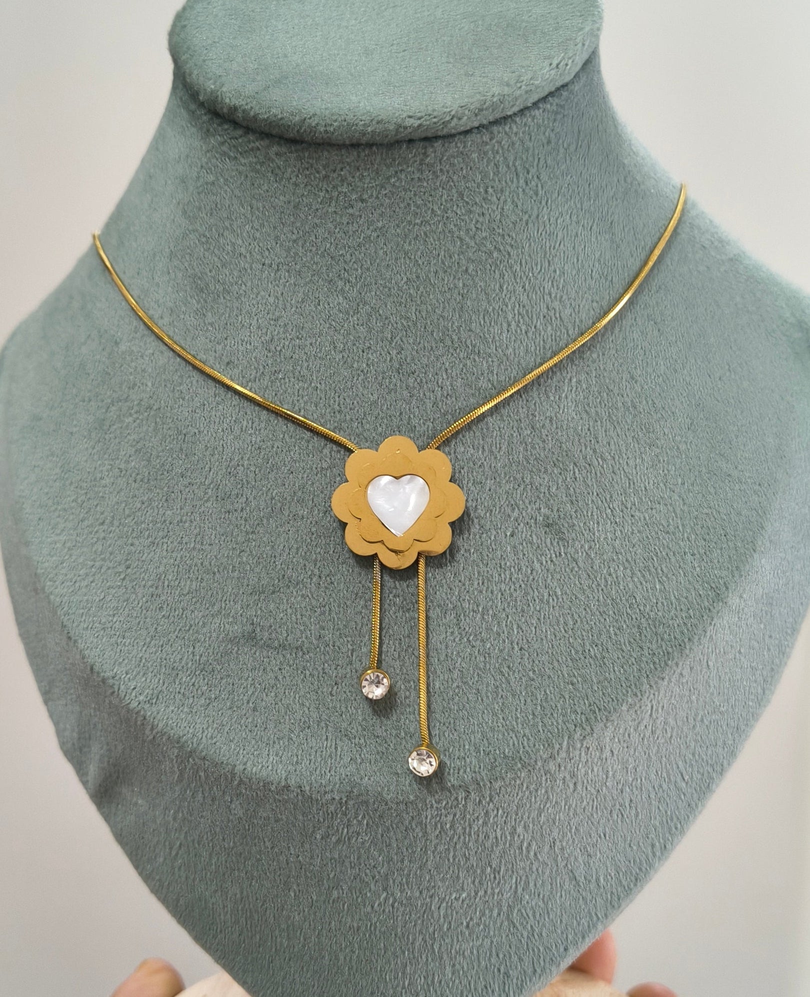 Anti Tarnish Floral Diamond Drop Necklace 18K Gold Plated