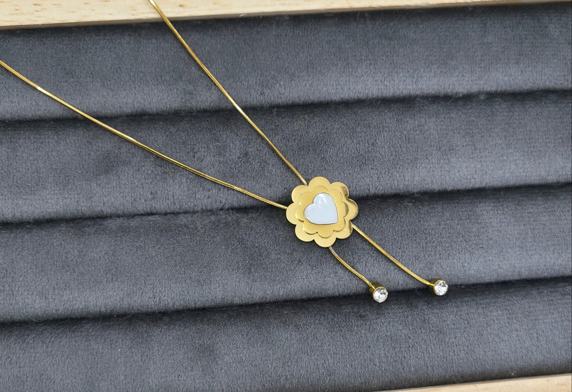 Anti Tarnish Floral Diamond Drop Necklace 18K Gold Plated